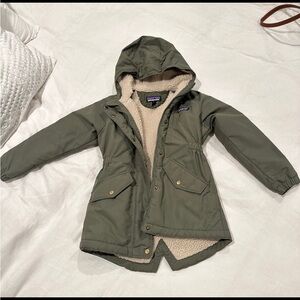 Patagonia Girls Olive Green Hooded Puffer Jacket